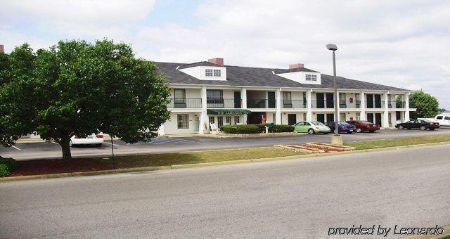 Baymont By Wyndham